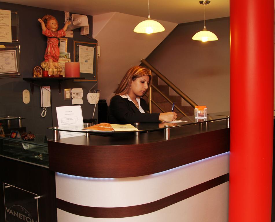 Hotel Vanetom Chiclayo Esterno foto
